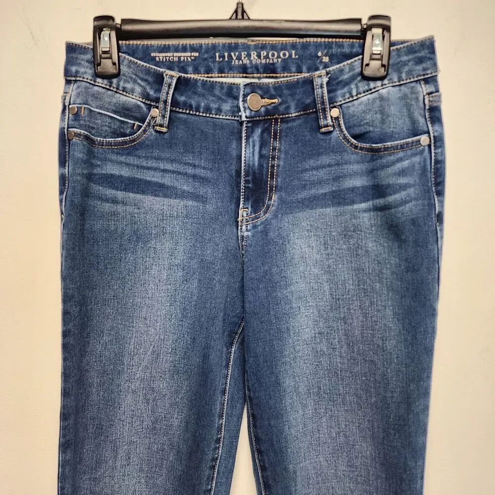 Liverpool Womens Straight Leg Jeans Size 6 28x32 Medium Wash Stretchy Soft Sadie
